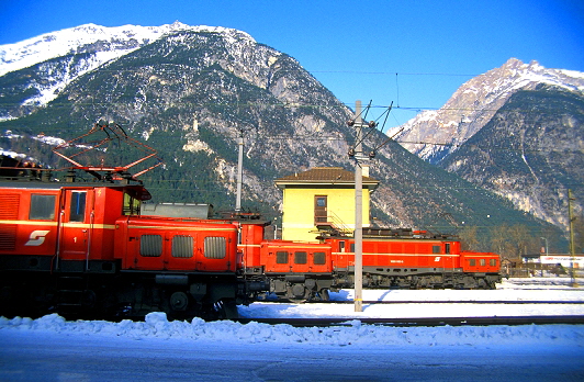 k-AB033  Arlbergbahn 1020er Treffen in Landeck 24.02.1997 Foto. J. Schmoll