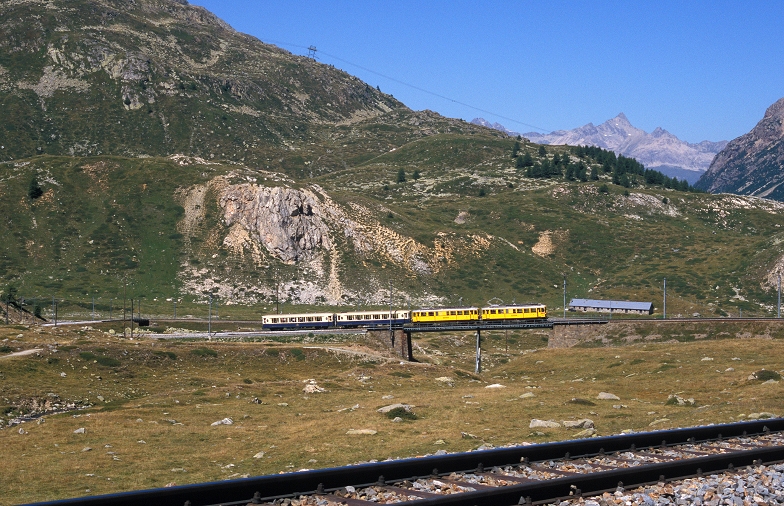 k-BB 003 Alp Bondo bei Bernina Suot Hist. Triebwagen 22.08.2010 foto herbert rubarth